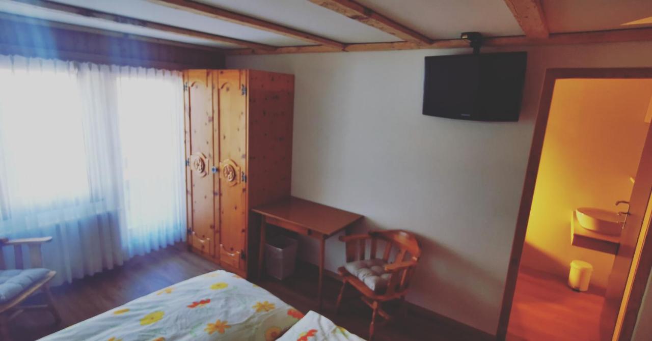 Pension Sonne อาเดลโบเดิน ภายนอก รูปภาพ